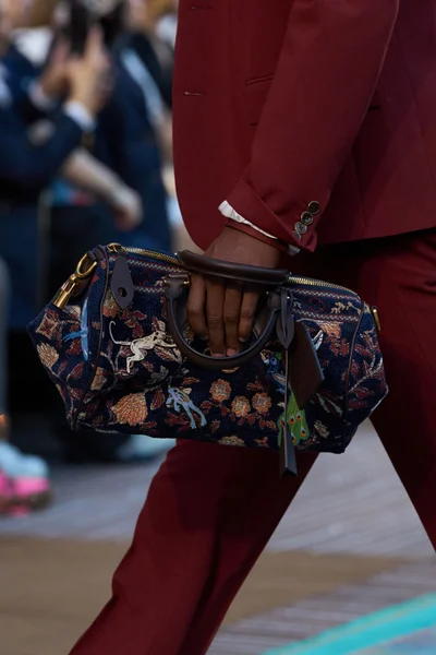Look 51